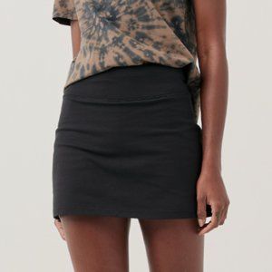 NWOT Pact Pureactive Pocket Skort Black Medium Organic Cotton